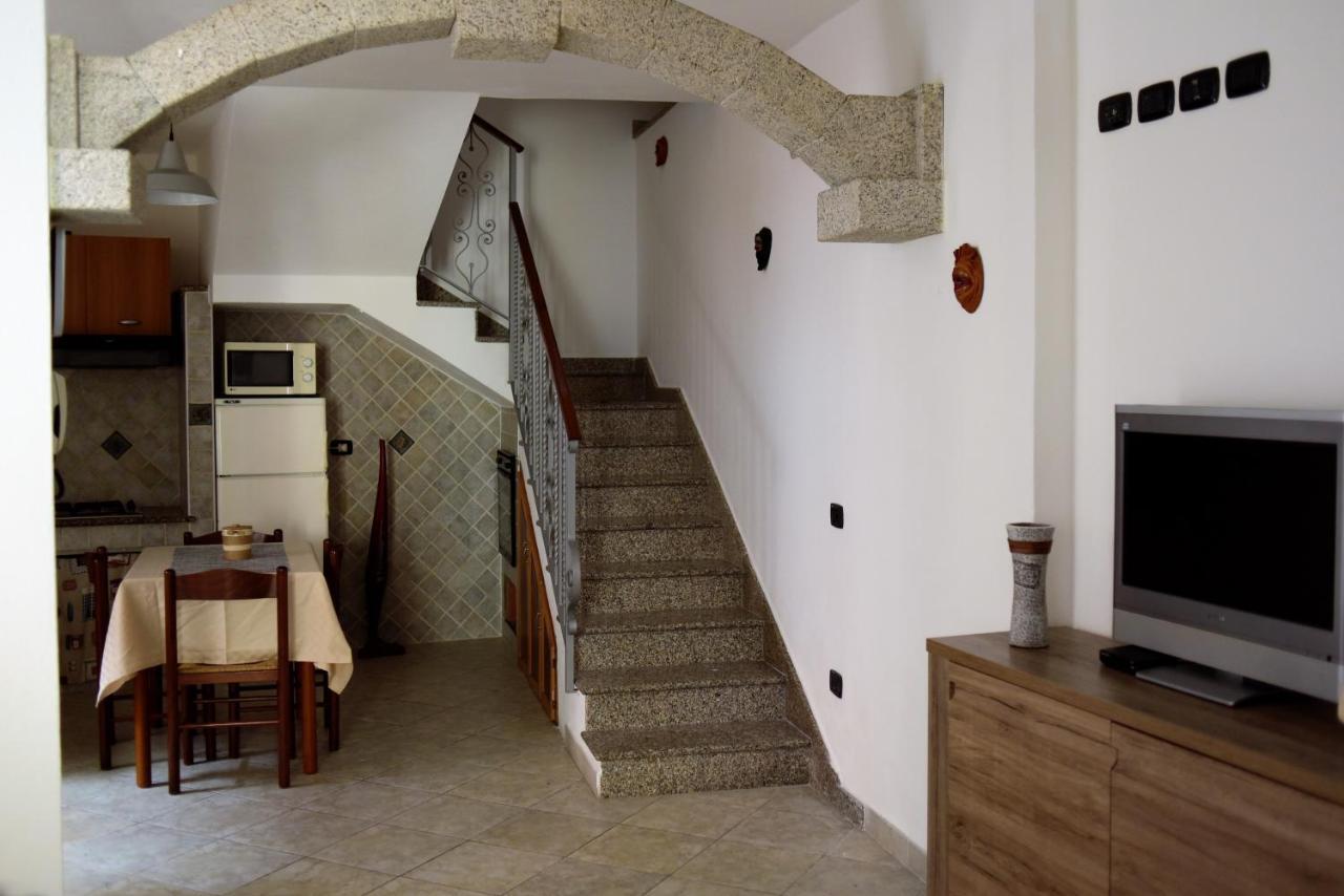 La Casa Di Marco Βίλα Νουόρο Εξωτερικό φωτογραφία